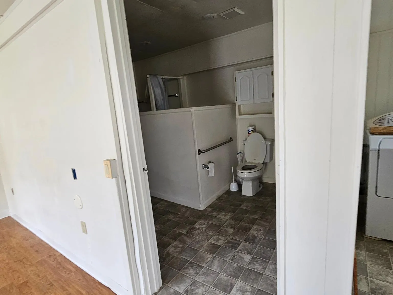 1687 Haku St — Photo 3