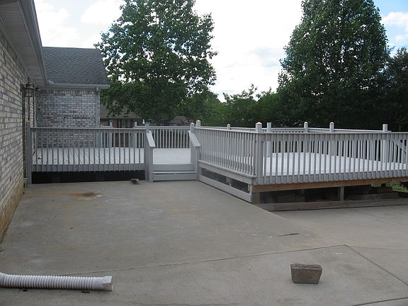 2nd image of 427 Whitney Dr