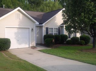 2320 Meadecroft Rd, Charlotte, NC 28214