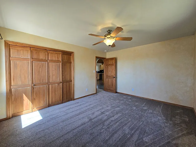 4 Alma Ct — Photo 11
