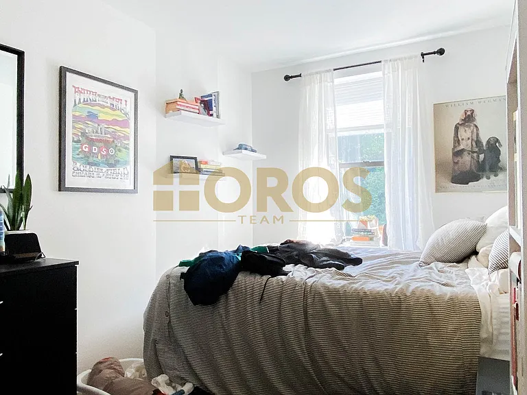 539 E 6th St #3C — Photo 7