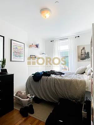 Bedroom, photo 3