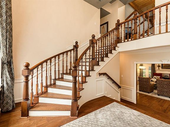 4th image of 205 Cherrywood Dr