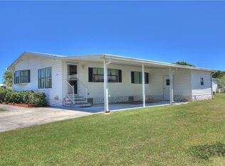 815 Bougainvillea Cir, Barefoot Bay, FL 32976