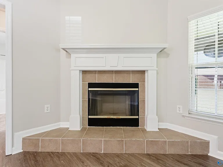 226 Shadow Ct SW — Photo 5