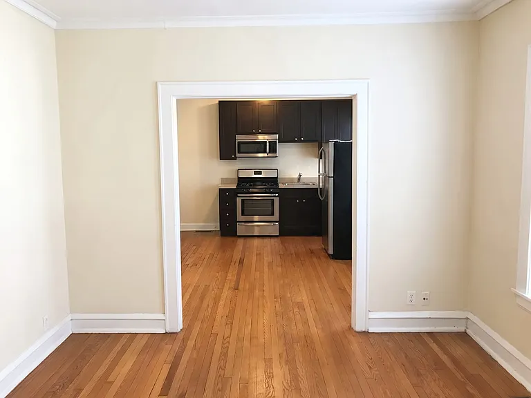 4029 N Monticello Ave — Photo 5