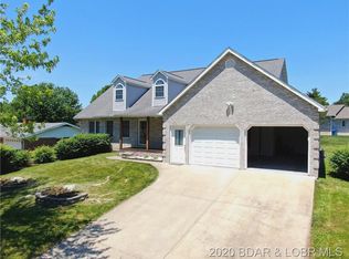 706 Sunnyview Cir, Eldon, MO 65026