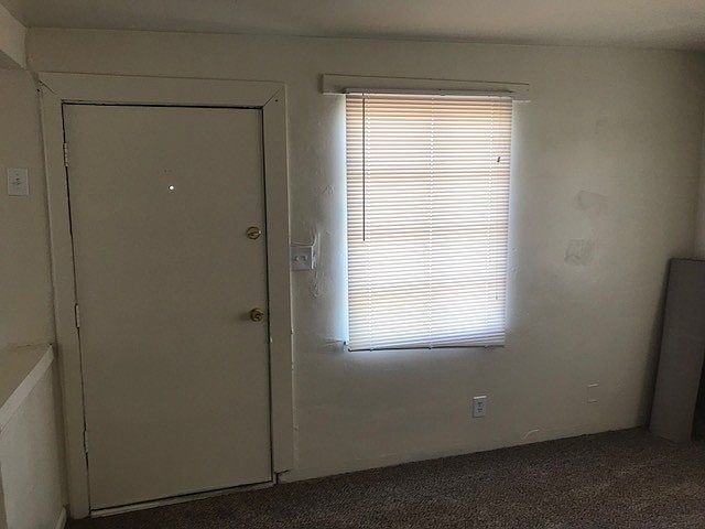 2nd image of 2123-2125 N King St #2123