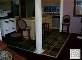 1st image of 955 E 105th St