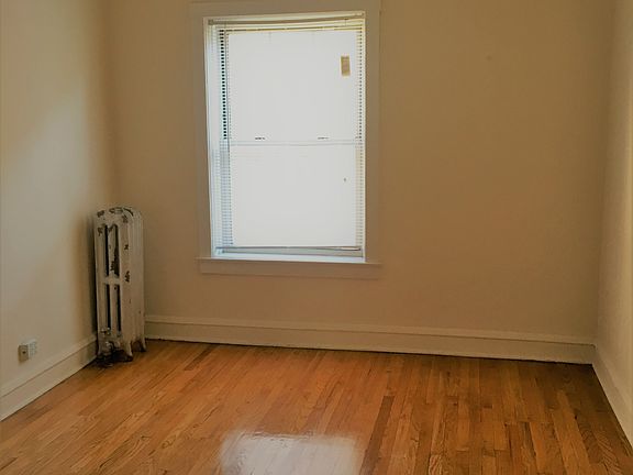 4th image of 3530 N Marshfield Ave #2