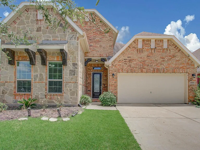 26831 Marble Lakes Dr — Photo 1