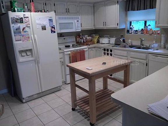3rd image of 2199 Whitemarsh Dr