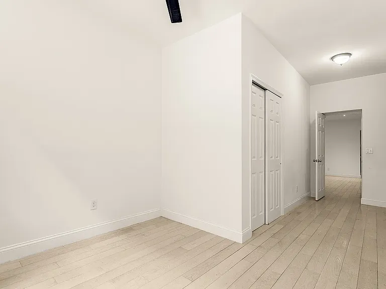 216 W 78th St #1E — Photo 8
