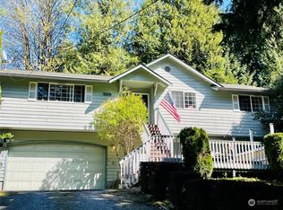 526 Hilltop Dr, Sedro Woolley, WA 98284