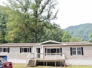 114 Harper Ln, Seth, WV 25181