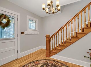 2075 Temple Ct, Saint Paul, MN 55104