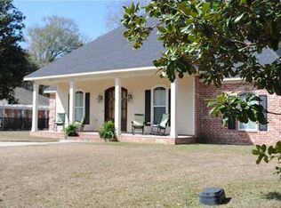 2409 Pintail Ln, Moss Point, MS 39563