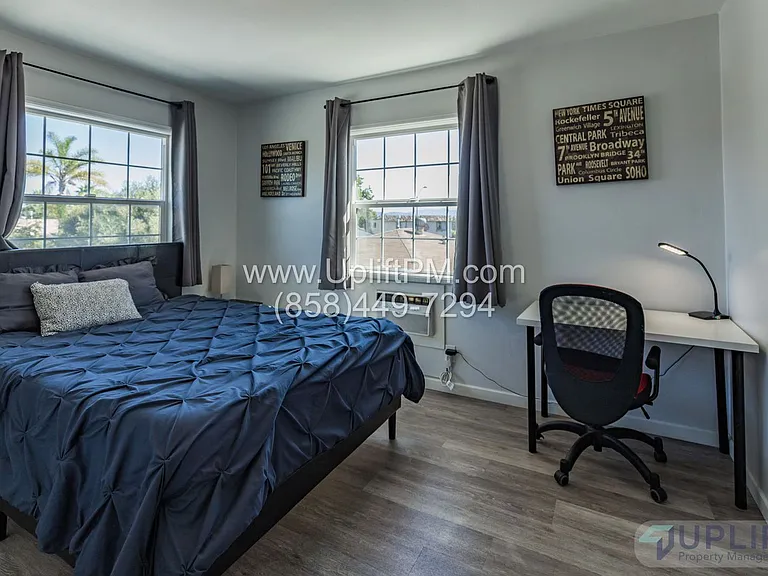 4831 Castle Ave — Photo 21