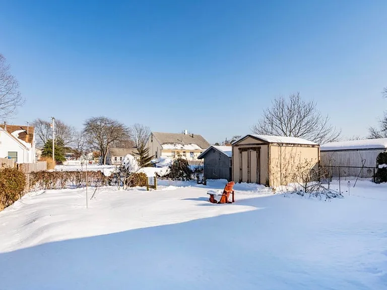 523 Martin Rd — Photo 12
