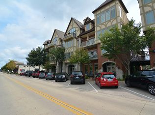 350 S 1st St UNIT 401, Saint Charles, IL 60174
