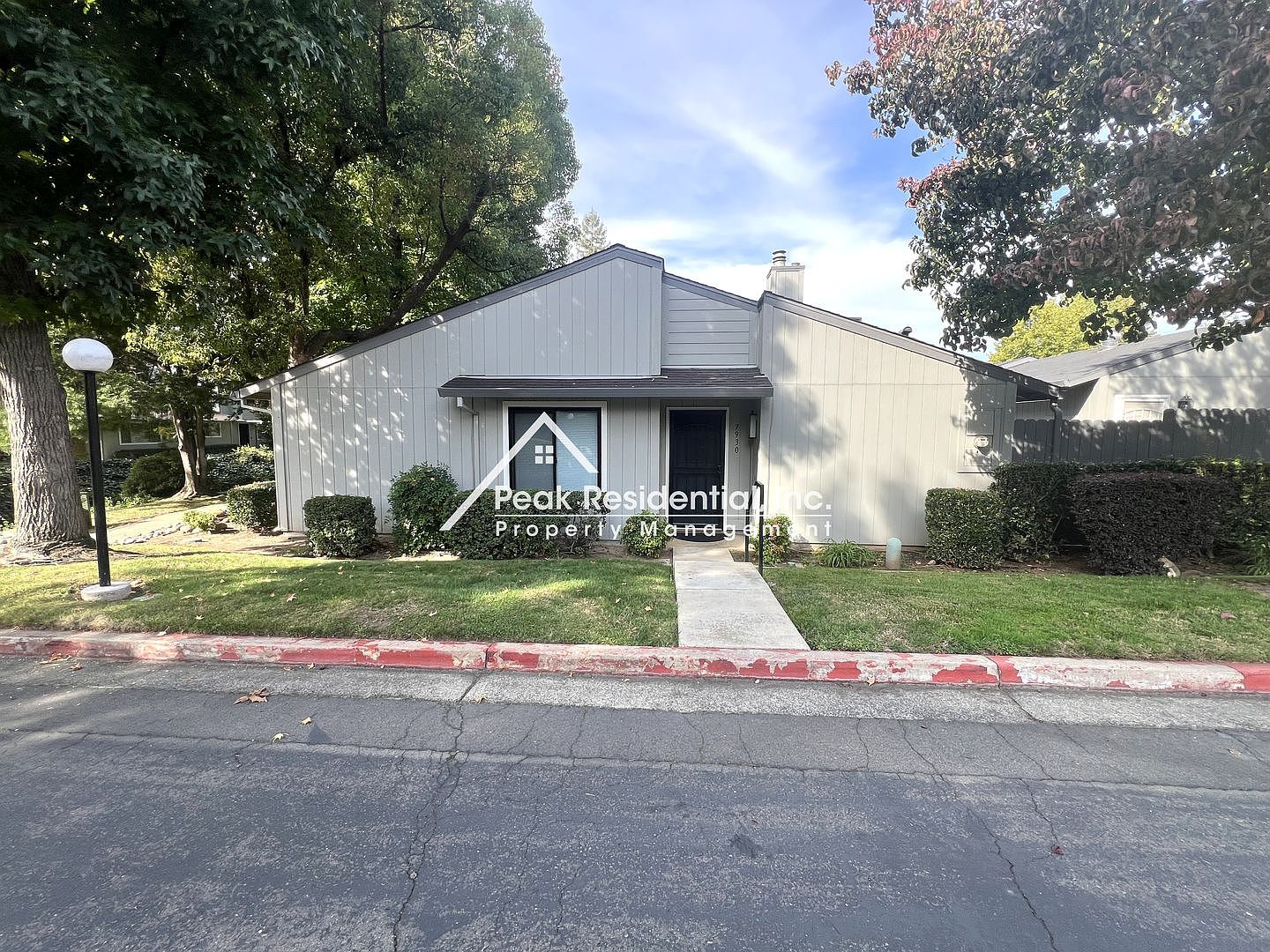 お取引中！ 7930 Pitcher St, Citrus Heights, CA 95610 | Zillow