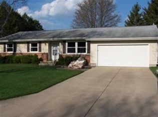 204 Walmar Dr, Sun Prairie, WI 53590