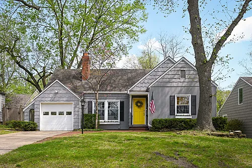 5525 Falmouth Rd Photo 1