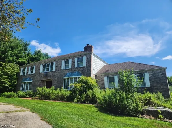 520 Farmersville Rd, Readington Twp., NJ 08822