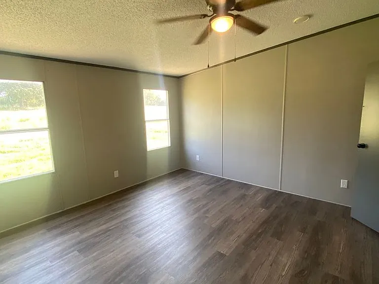110 Private Road 178 — Photo 8