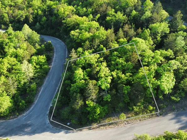 000 Syler Cir, Hollister, MO 65672