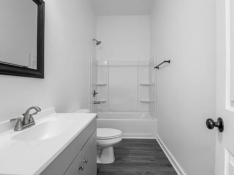 223 S Park St — Photo 7