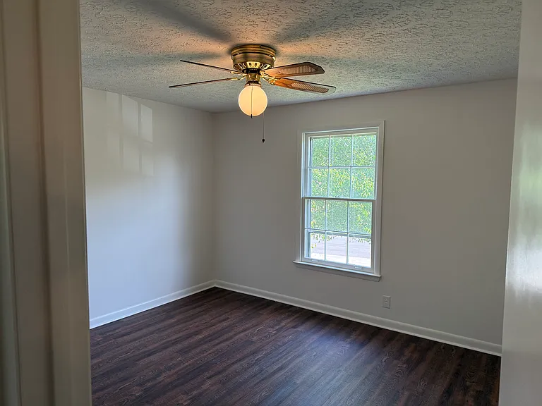 232 Township Dr — Photo 3