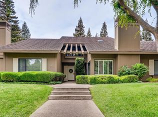 11467 Coloma Rd, Gold River, CA 95670