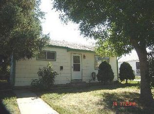 1060 Macon St, Aurora, CO 80010