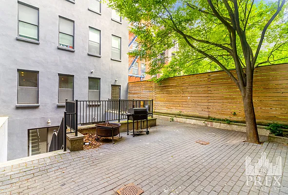 Rented by PREX Realty Corp | media 24