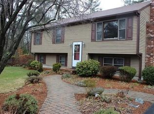 90 Princess Kate Cir, Taunton, MA 02780