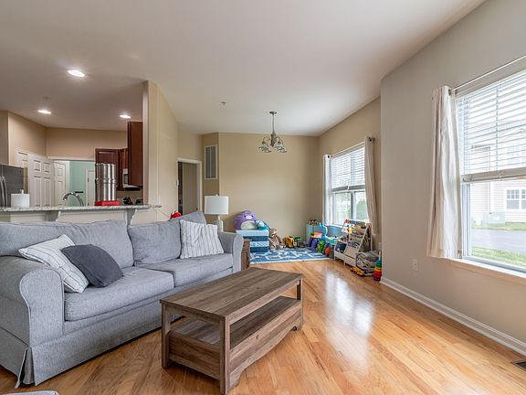 5th image of 18938 Point Cir Unit 2701