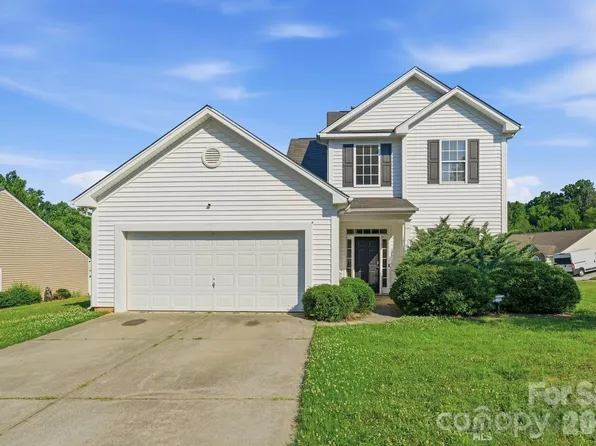 3387 Merchant Ln, Davidson, NC 28036
