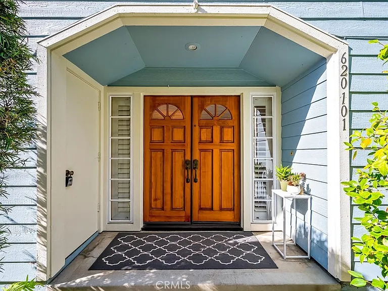 620 Holbrook Ct — Photo 11
