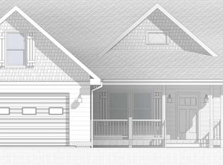 529 Waters Rd, Hendersonville, NC 28792