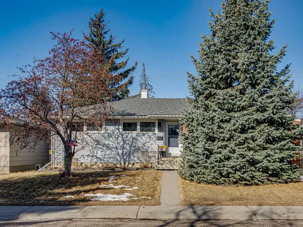 407 E Arlington Dr SE, Calgary, AB T2H 1S4