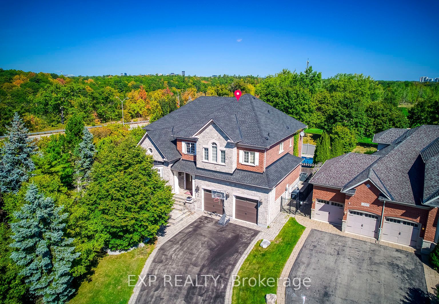 530 Golfview Ct