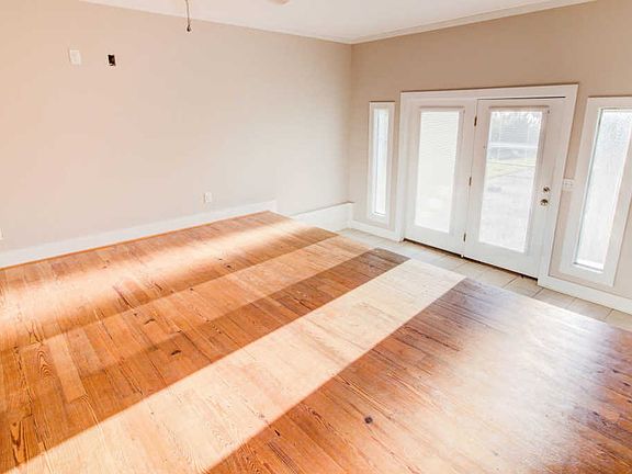 5th image of 2311 Shore Dr