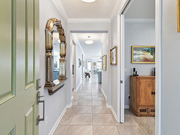 4th image of 100 Casablanca Ct