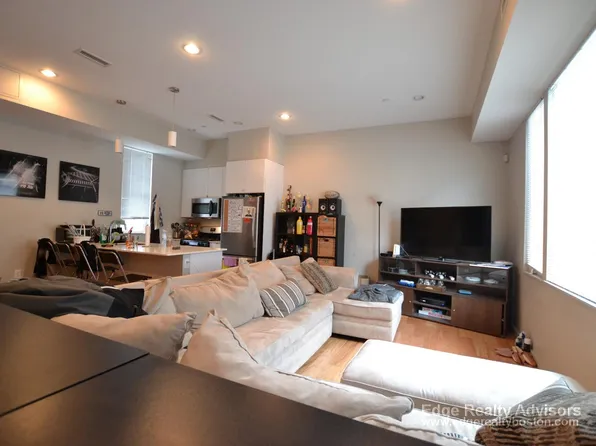 55 Glenville Ave, Allston, MA 02134