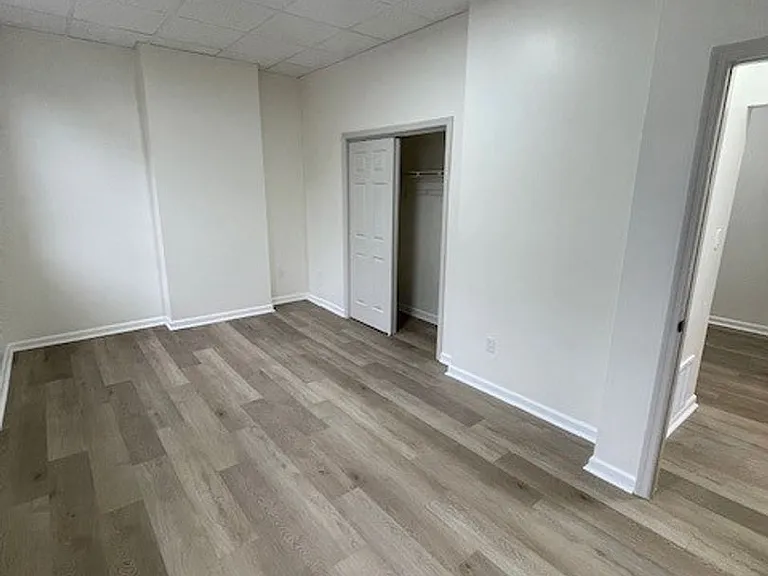 110 Hamilton St — Photo 3
