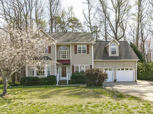 8721 Highmore Trl, Raleigh, NC 27603