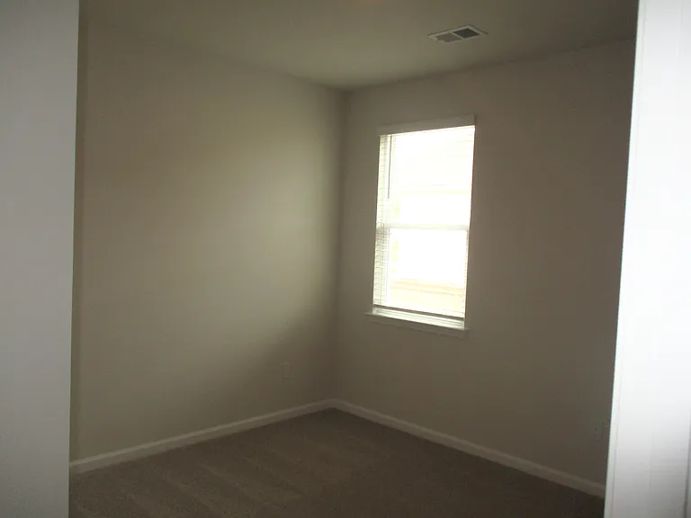 1443 Porchfield Dr — Photo 17