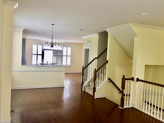 Family room/Dining room