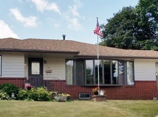 1107 Ridgeway Dr, Audubon, IA 50025